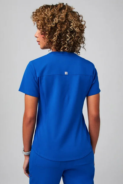 Method Flex 2-Pocket Scrub Top